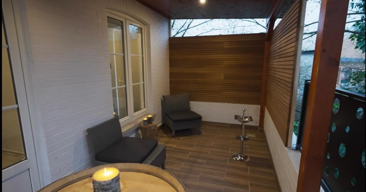 Les Suites M Wanze Экстерьер фото